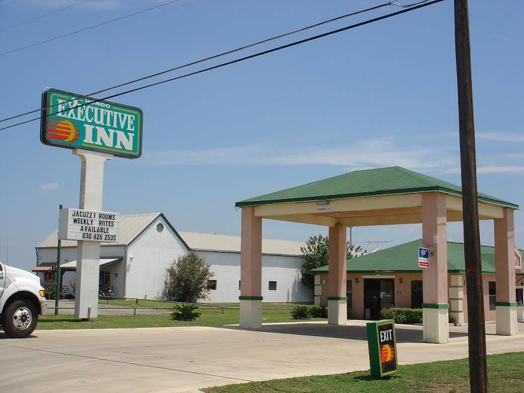 Executive Inn Hondo Exterior foto